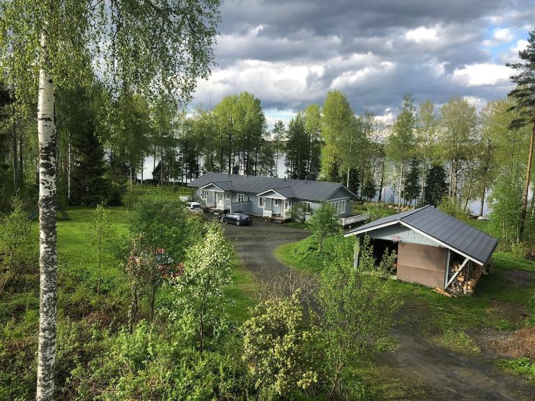 Lomavasara casa vacanza al lago in Finlandia - B&B Juva