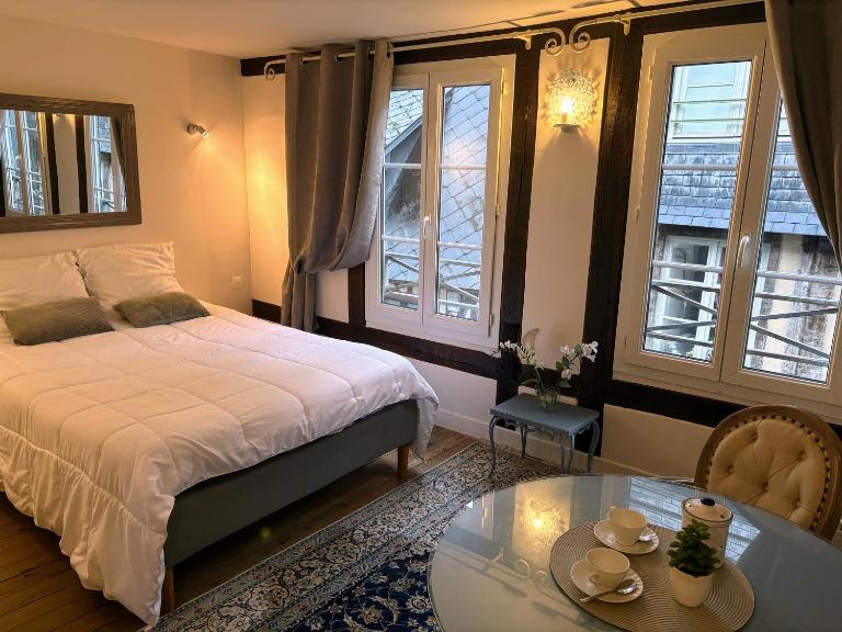 LA PARENTHÈSE DU CAPUCIN - Bed and Breakfast Honfleur