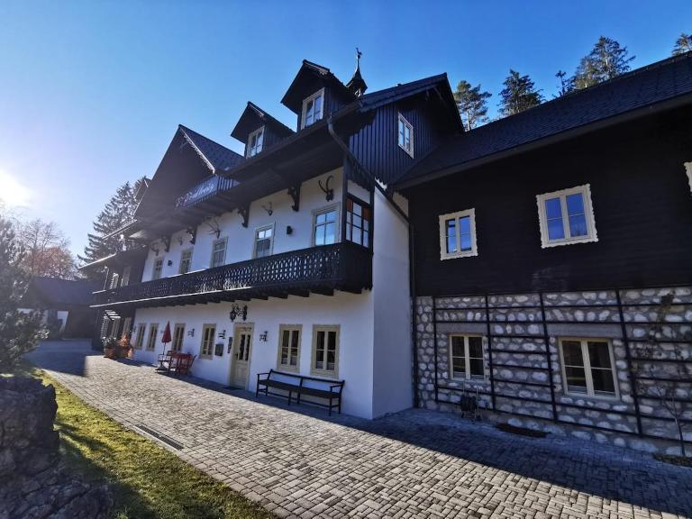 Ferienwohnung Ausblick mit Balkon im Ski- und Wandergebiet - B&B Hinterstoder