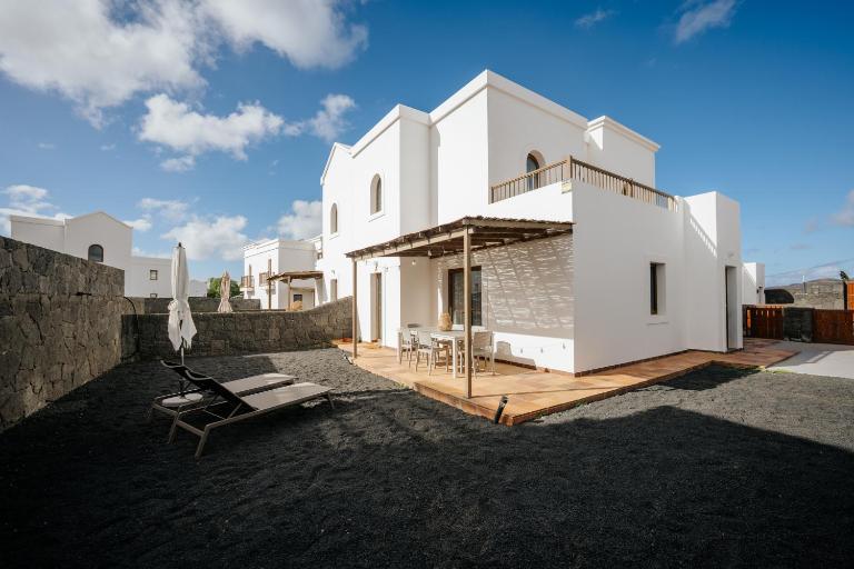Villa Jameo by CasasBlancas - B&B Yaiza
