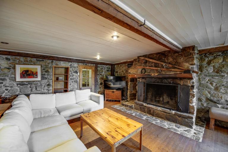 La Maison Renaud 1813 - 5 chambres - 12 personnes - B&B Saint-Ferréol-les-Neiges