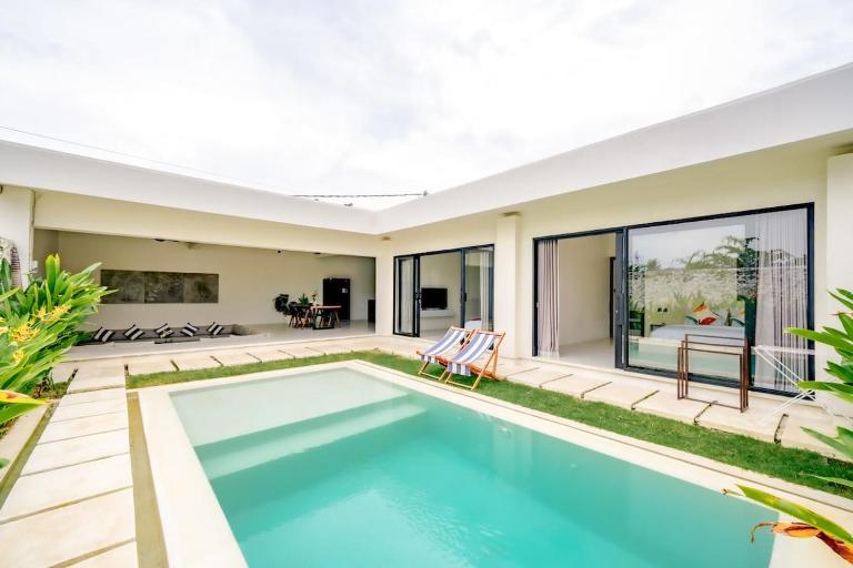 Lyra 2BR Modern & Serene Villa - Uluwatu - Bed and Breakfast Uluwatu