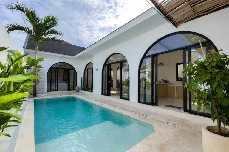 VILLA DAHO Mediterranean Elegance - B&B Ungasan