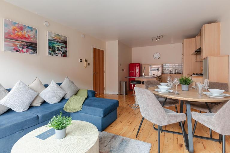 Best City Centre Luxurious Home Free Parking - Chambres d'hôtes Belfast