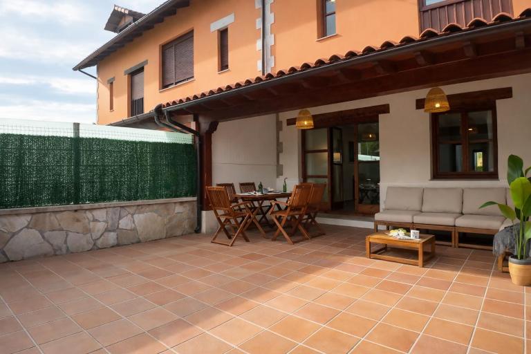 Casa cerca Playa de La Franca – Entre Mar y Picos - Ferienwohnung Colombres