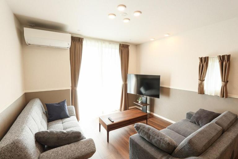 Newly built luxury apartment Villa Miks - B&B Fujikawaguchiko