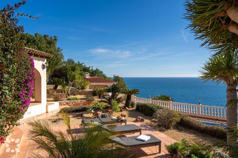 Villa Blue Sea by Abahana Villas - B&B Teulada