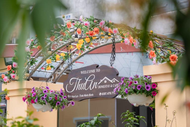 ThuAn Homestay Hoa Lư - B&B Đa Gia