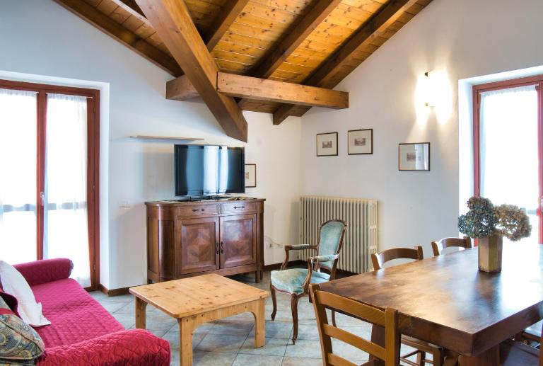 Achillea - trilocale in verde con vista montagne - Bed and Breakfast Cremeno