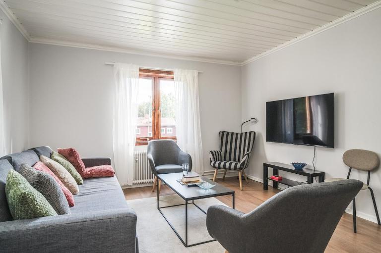 Cozy and Stylish Apartment in Norberg - B&B Norberg