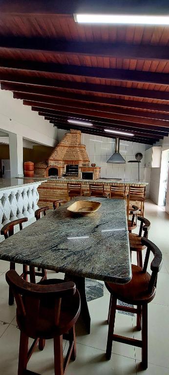 Casa Paraíso com área Goumet Caipira - B&B Poços de Caldas