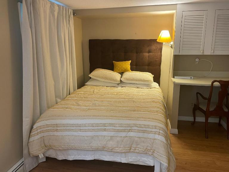Private, Convenient & Cozy Stay Near Boston - B&B Andover