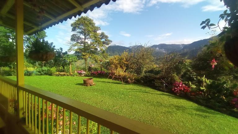 Casa Madreselva - B&B Jardín