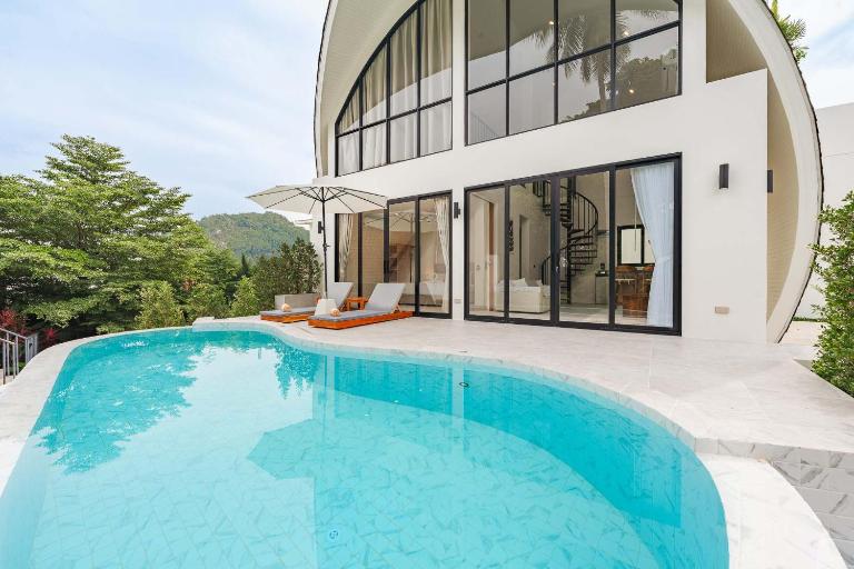 Staylar Sunrise Pool Villa Palms 2 - B&B Ban Mae Nam