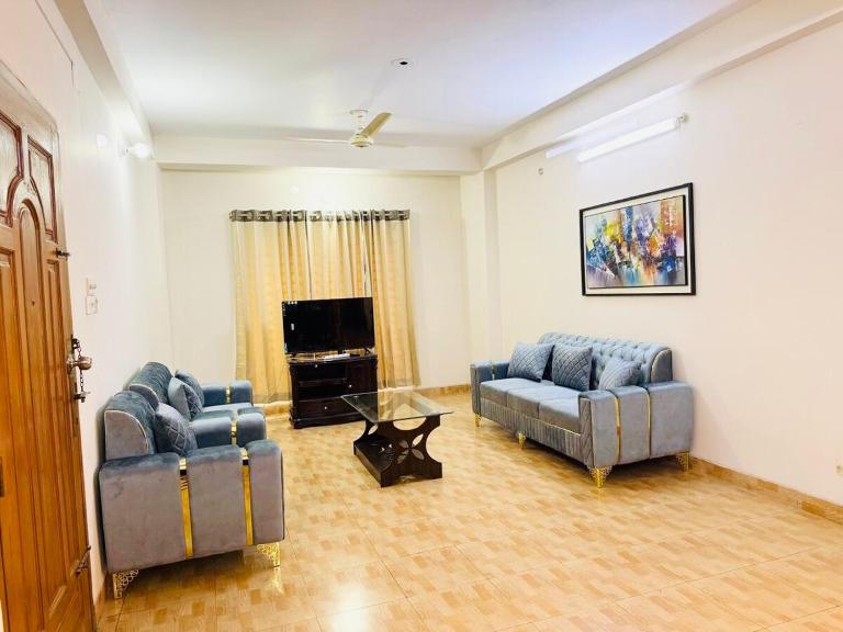 Luxury 3 Bedroom Apt in Uttara Prime Location - B&B Ābdullāpur