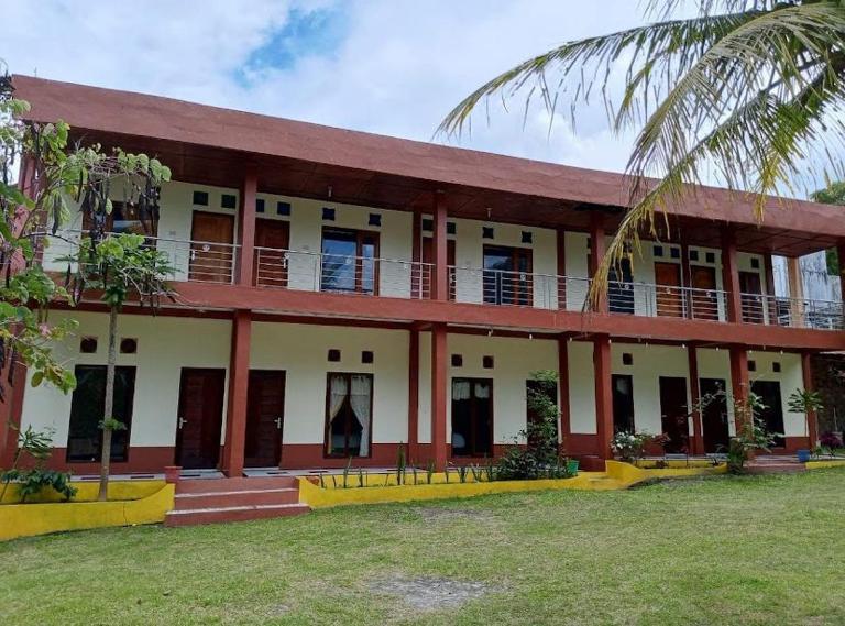 Askara Toba Cottage - Bed and Breakfast Tikatika