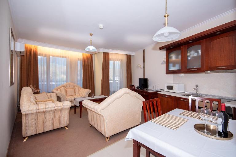 Ametist - Comfort by the Gondola Lift - B&B Bansko