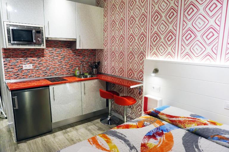 Malasaña Apartments - Bed and Breakfast Madrid