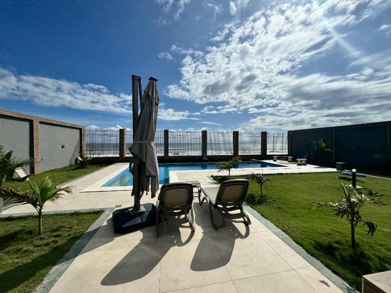 OceanView Ndayane - Villa de luxe avec vue sur mer et piscine - Bed and Breakfast Ndayane