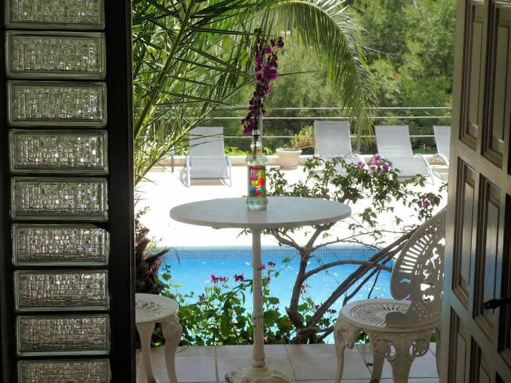 Suite in private villa view on sea - B&B Castelldefels