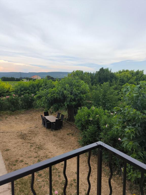 La maison d'à côté - B&B Tulette