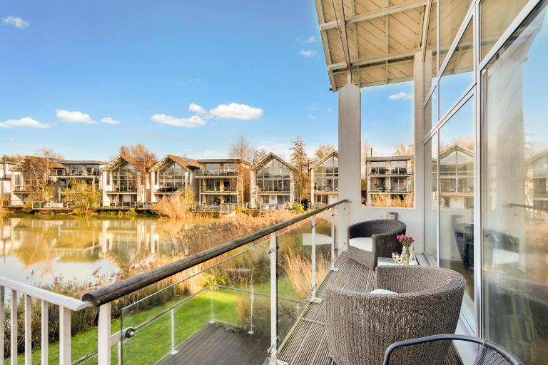 Bryony Lake House - Ferienwohnung Somerford Keynes