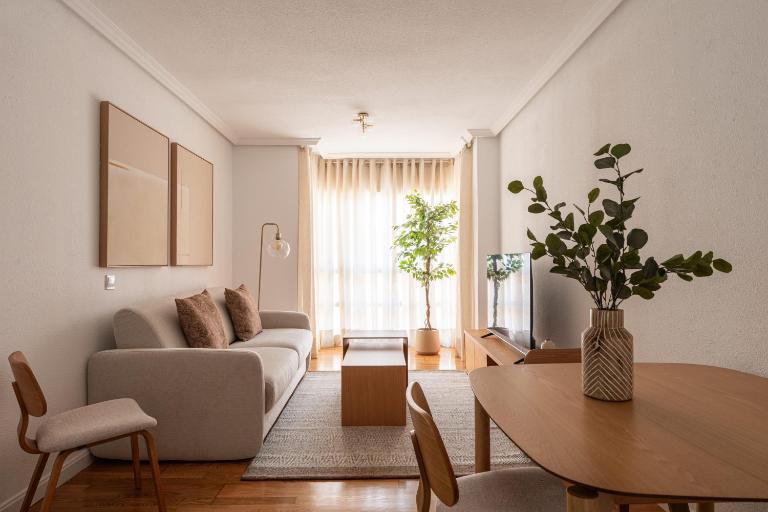 Cituspace Las Tablas - M Tubau - Bed and Breakfast Madrid