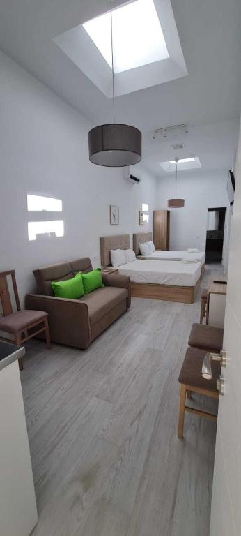 suites recién reformadas Vista Alegre - B&B Madrid