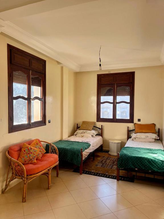 Sunny Apartment in Agadir - Fast WiFi, Suitable for Families - Chambres d'hôtes Agadir