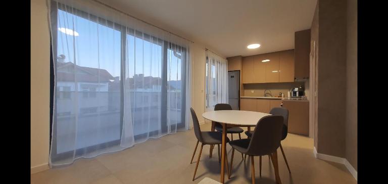 Panorama city view 2 - Bed and Breakfast Gotse Deltsjev