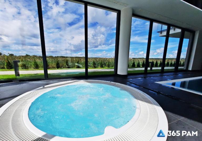 365PAM - Westin House Apartament 131 - BASEN, JACUZZI, SAUNA, SIŁOWNIA, ROWERY I PLAC ZABAW W CENIE - B&B Kołobrzeg