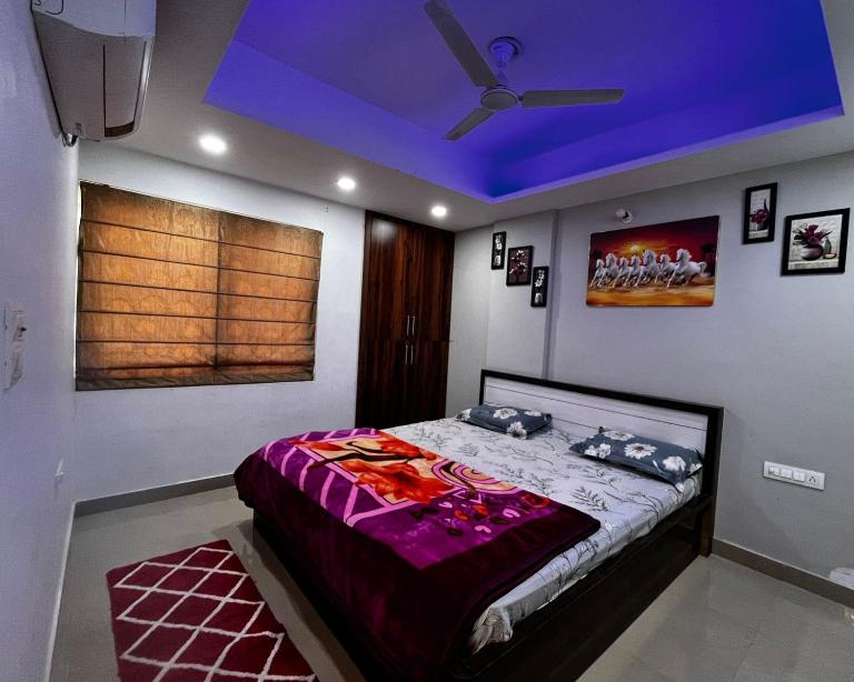 Madhav Premium 1BHK Homestay - Chambres d'hôtes Mohāna