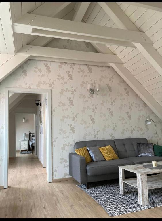 Apartment 80m2 in the center of Trnava - Bed and Breakfast Trnava