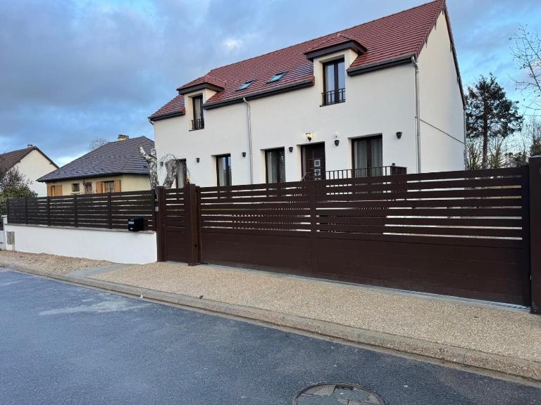 Maison 5 belles suites - B&B Les Molières
