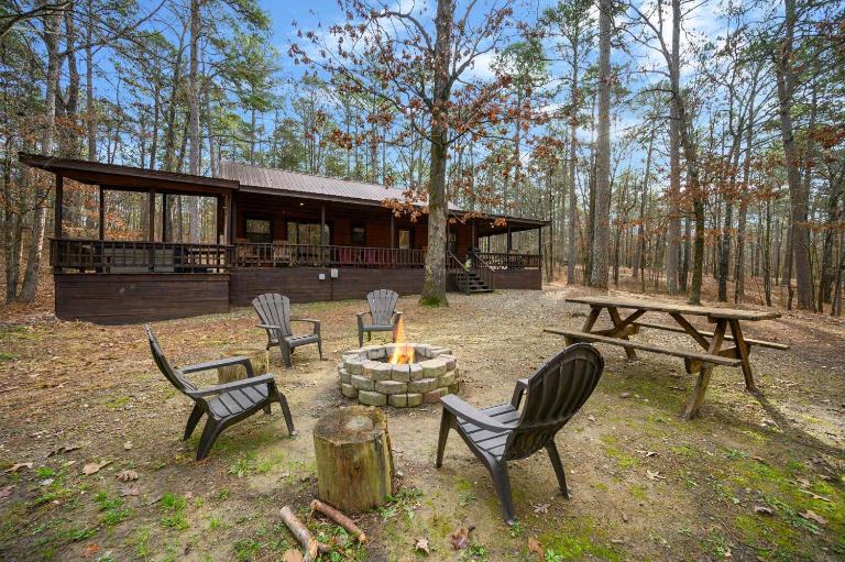 Cabin Stay - Bed and Breakfast Broken Bow