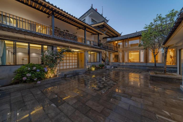 山雨小筑 丨Miss赵老师家雪山观景美宿 - Ferienwohnung Baishui