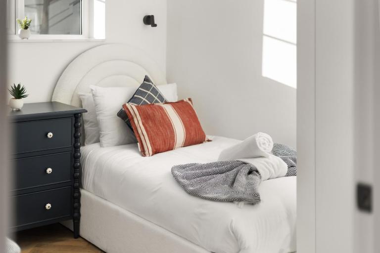 Apartment - Sleeps 8 - Golders Green 10 mins - B&B Londres