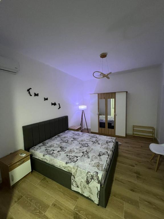 E&B Cosy Apartment 2 - Ferienwohnung Tirana