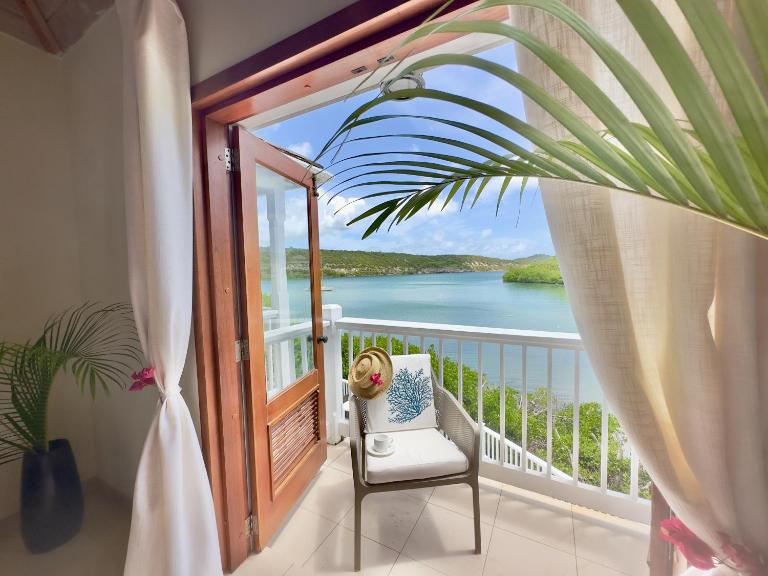 The Hideaway Collection at Nonsuch Bay - B&B Gaynors