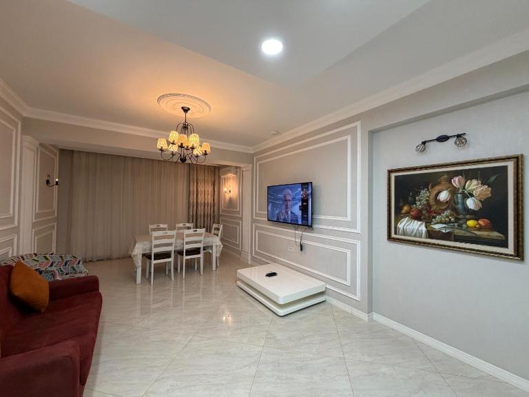 Azure luxury - Bed and Breakfast Bakoe