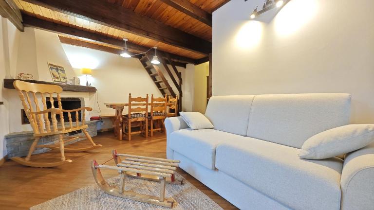 Hostdomus - Weekend apartment - B&B Sauze d'Oulx