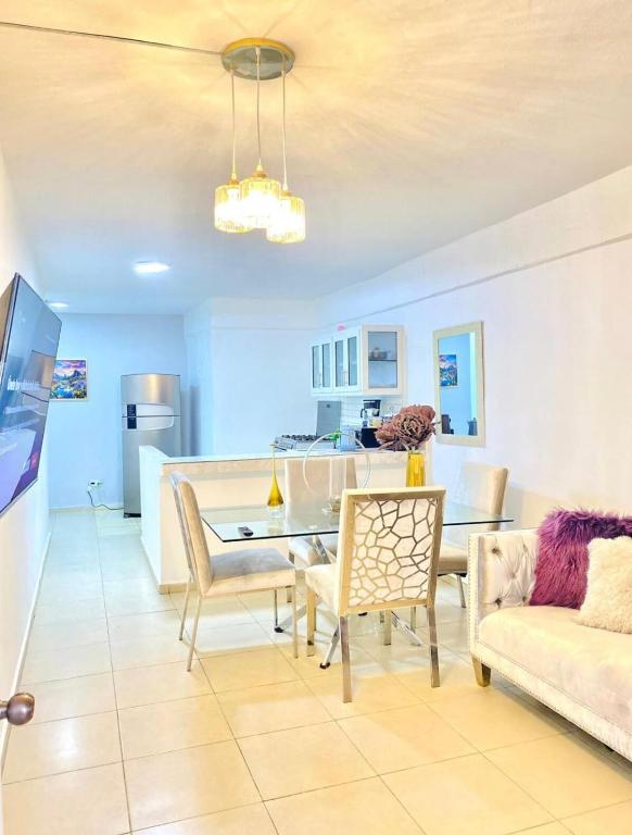 Apartment with Everything AC Wifi and Solar panel - B&B Bonao