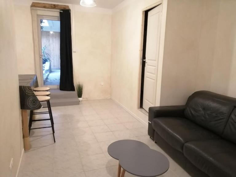 Lumi Appartement avec Patio et jardin - Bed and Breakfast Ortaffa