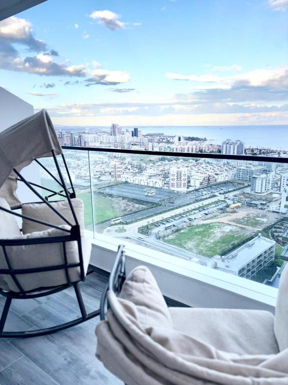 Super Luxury 1 bedroom apartment on 27th floor in Grand Sapphire - Bed and Breakfast Frénaros
