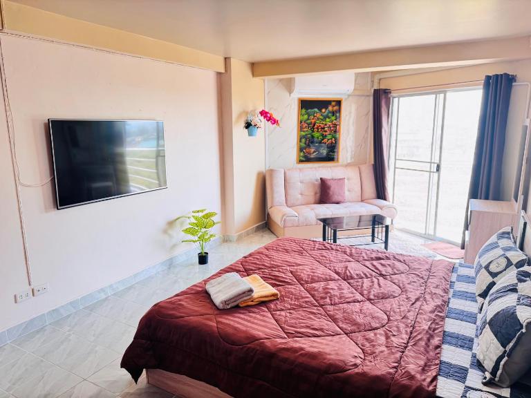 Rimhad Jomtien Beach Condominium - B&B Jomtien