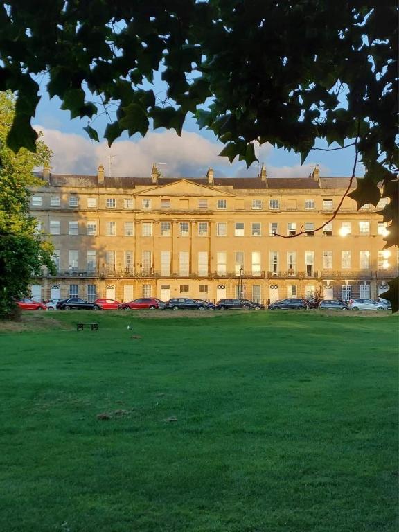 Crescent Garden Apartment - Chambres d'hôtes Bath