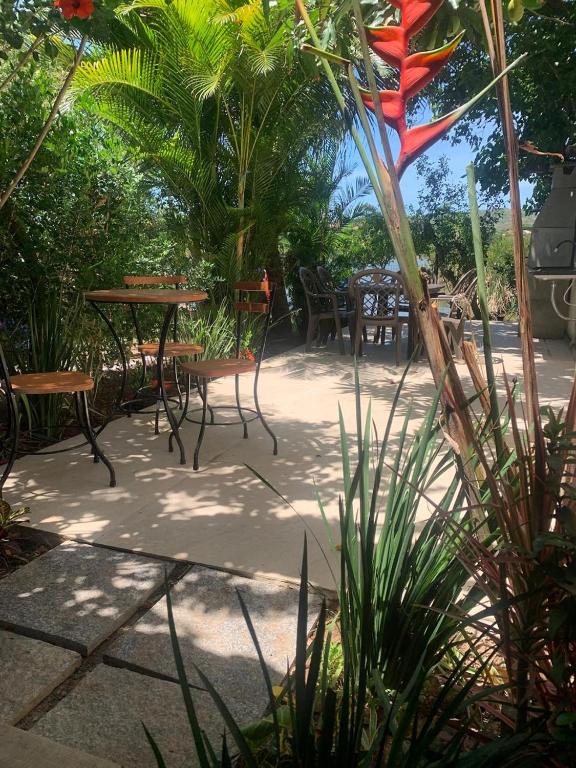 Casa Aconchegante em Geribá Buzios, Suíte, Quartos, Ar condicionado, Churrasqueira,Lagoa aos fundos - B&B Armação dos Búzios