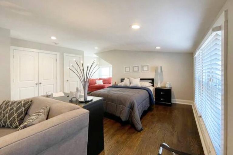 Stylish Midtown Hideaway - Near Overton Square - B&B Memphis