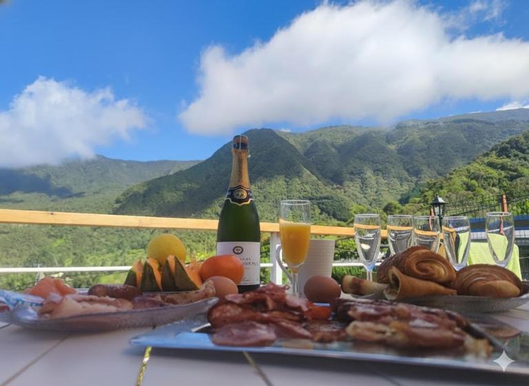 Le Lys des Makes - Bed and Breakfast Saint-Louis