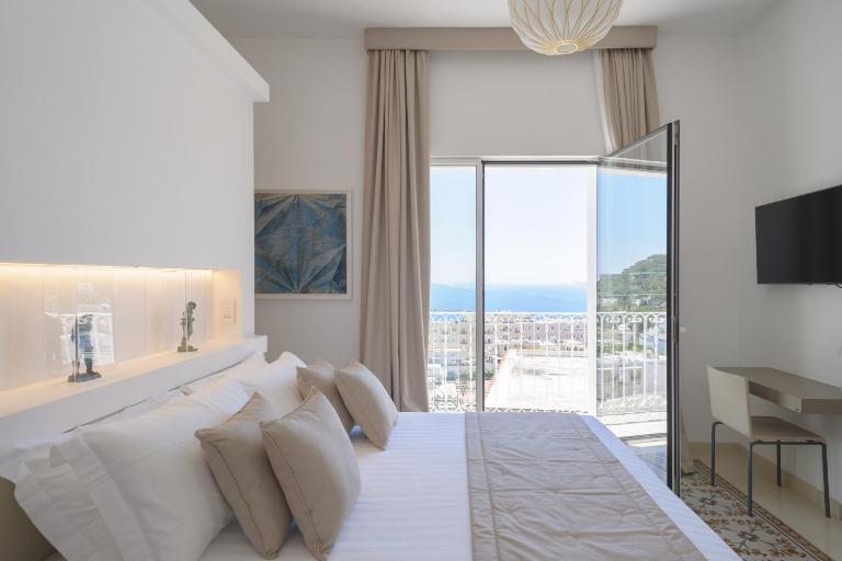 Sopramonte Exclusive Rooms - B&B Capri città